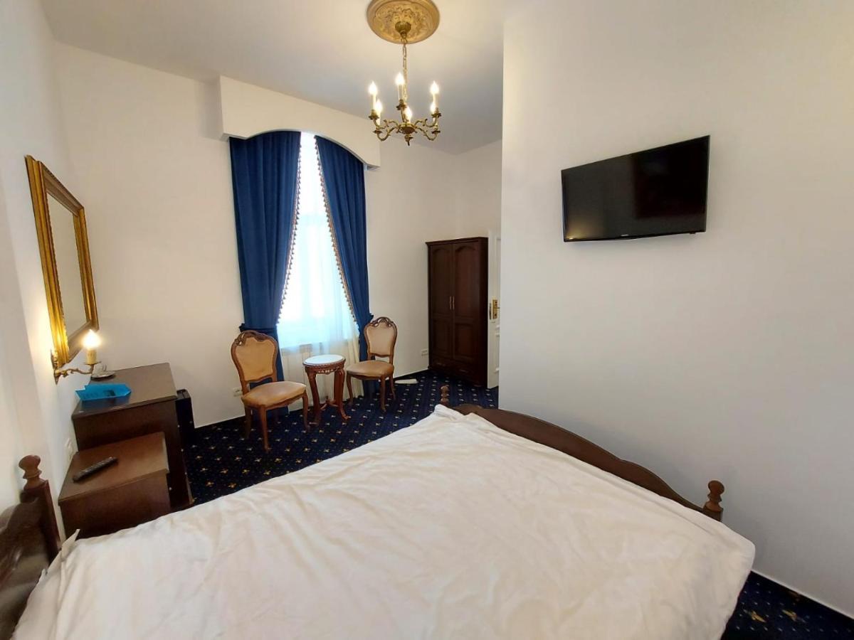 Aparthotel Weiss Little Palace Braszów Zewnętrze zdjęcie