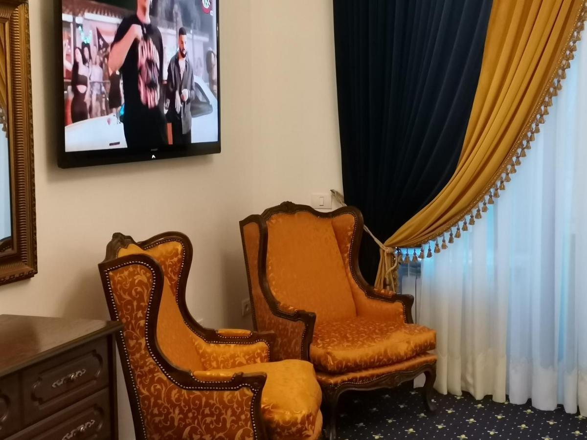Weiss Little Palace Braszów Zewnętrze zdjęcie